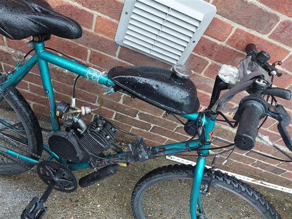 462604351_942801867883791_226387309933891797_n Bicycles with engines are classified as motor vehicles and must comply with motor vehicle regulations, including having proper licensing, insurance, and registration.