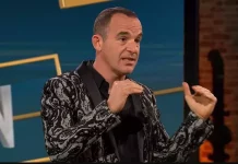 Martin Lewis issues Christmas warning for all UK homes with lights on Martin Lewis warning on the cost of Christmas lights: