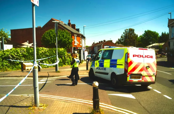 Huge streetfight in Derby sees three injured after two are stabbed